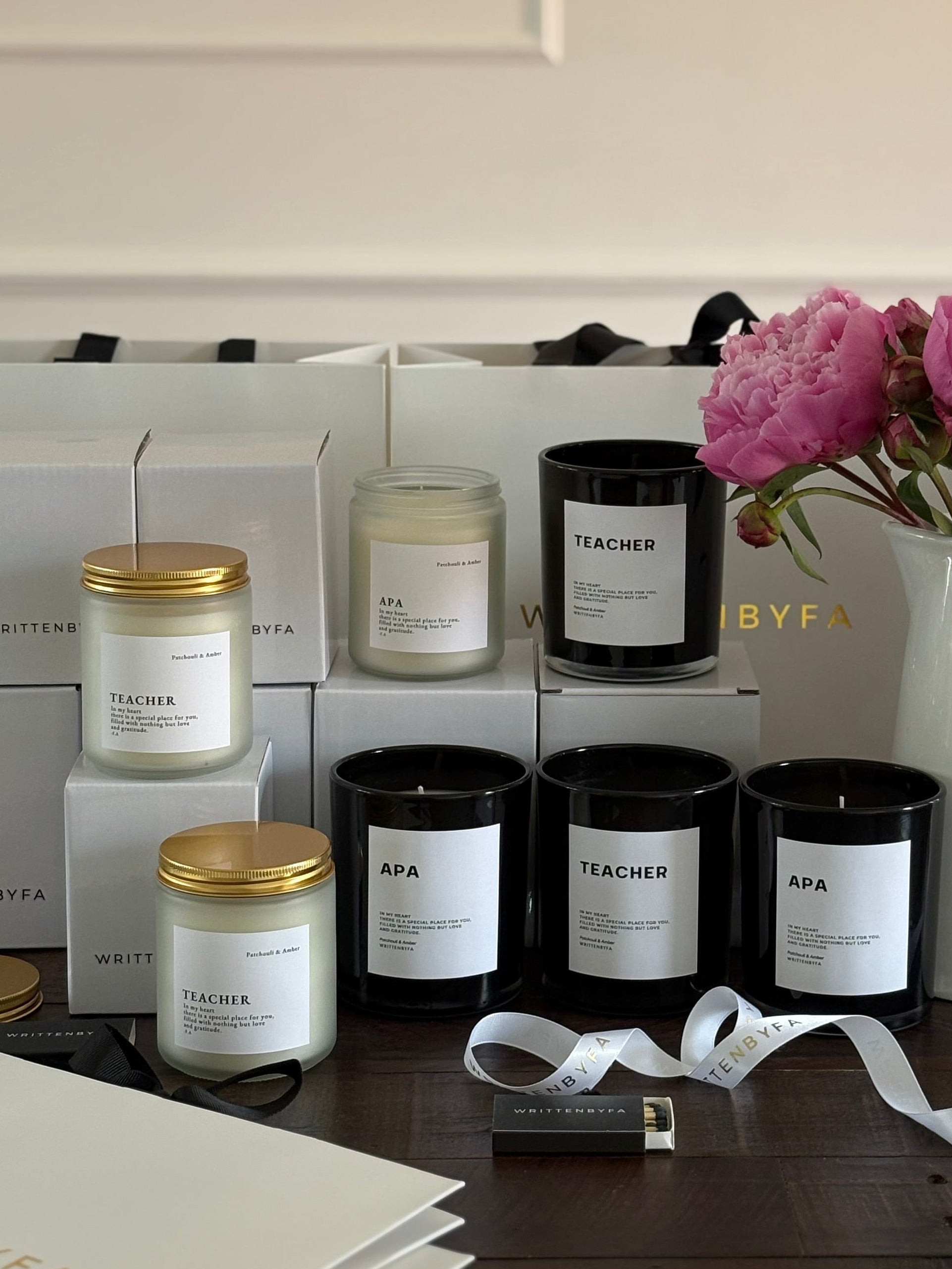 Apa | White Frosted Candle